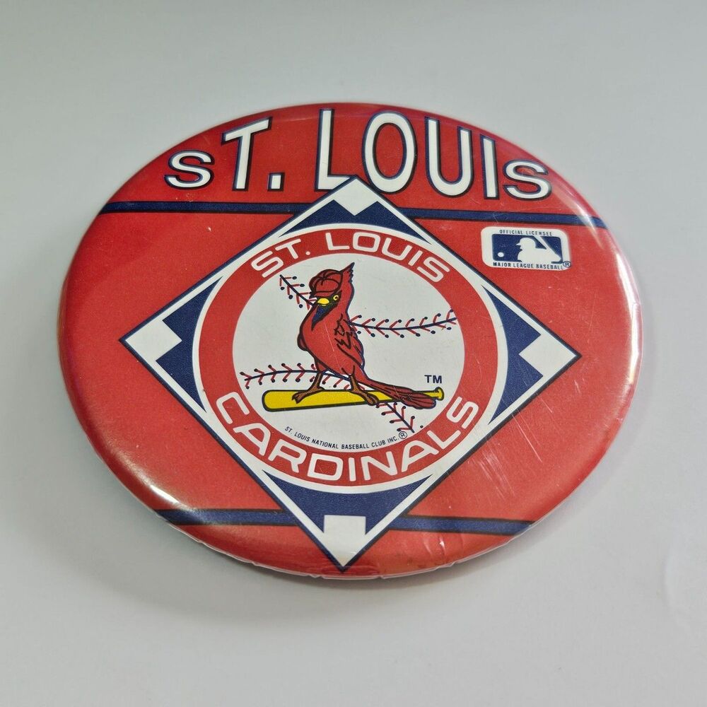 1980s St Louis Cardinals Large Round Pin Back Button Red White MLB